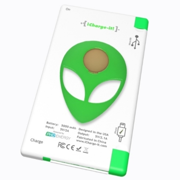 Power Bank With Alien Charm iPhone Android Cell Phone Tablet - Picture 1 of 15